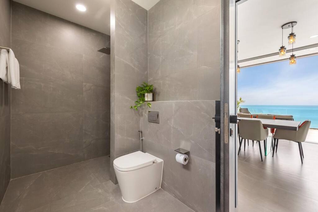 Photo of Bathroom in Chaweng City Center