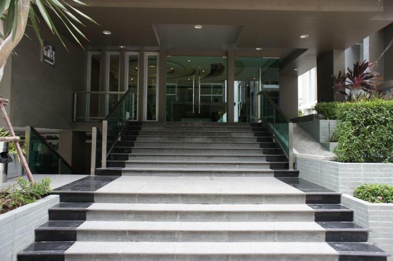 Photo of Buildings in South Pattaya