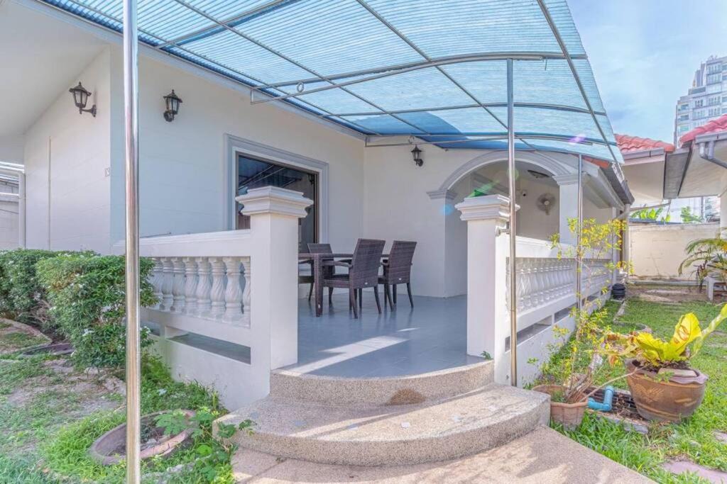Photo of Patio Balcony in Pratumnak Hill