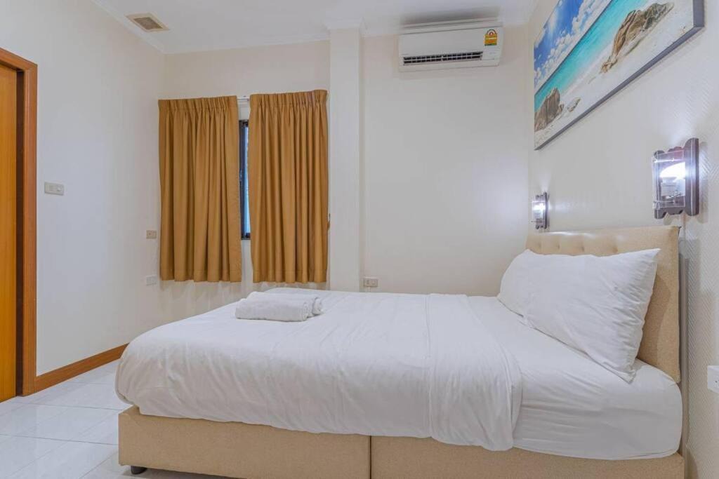 Photo of Bedroom in Pratumnak Hill