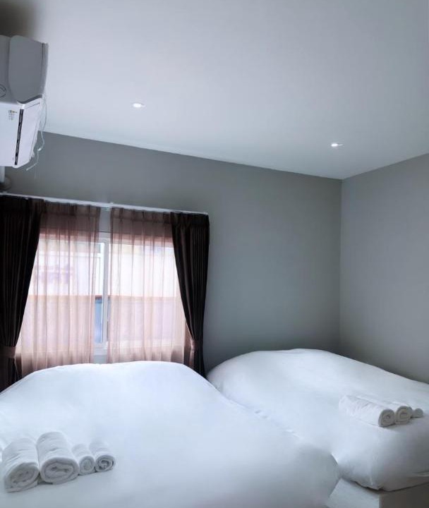 Photo of Bedroom in Thanon Phaya Thai