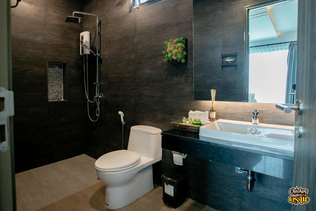 Photo of Bathroom in Sam Phran
