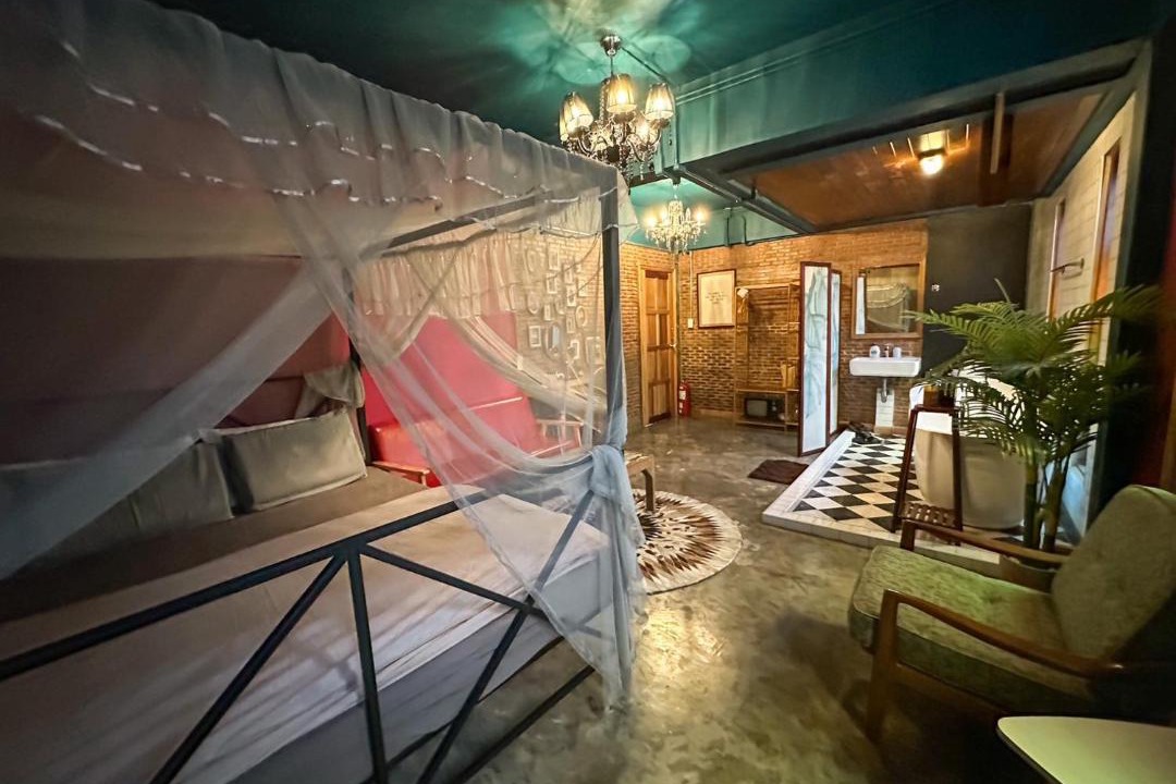Photo of Bedroom in Khlong Tan Nuea