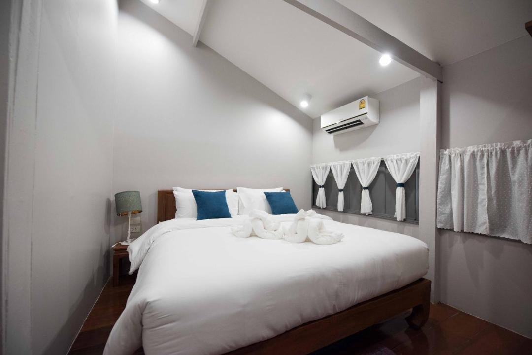 Photo of Bedroom in Mae Hia
