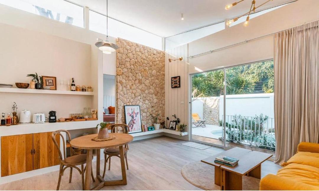 Photo of Livingroom in Koh Lan