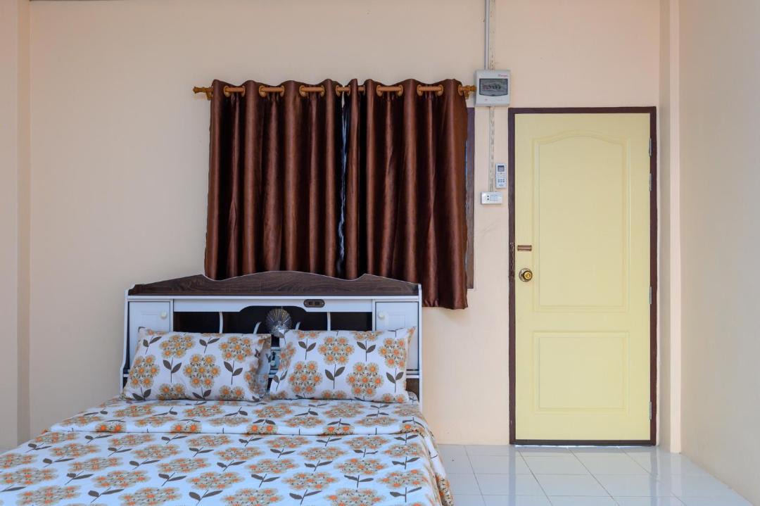 Photo of Bedroom in Nakhon Chai Si