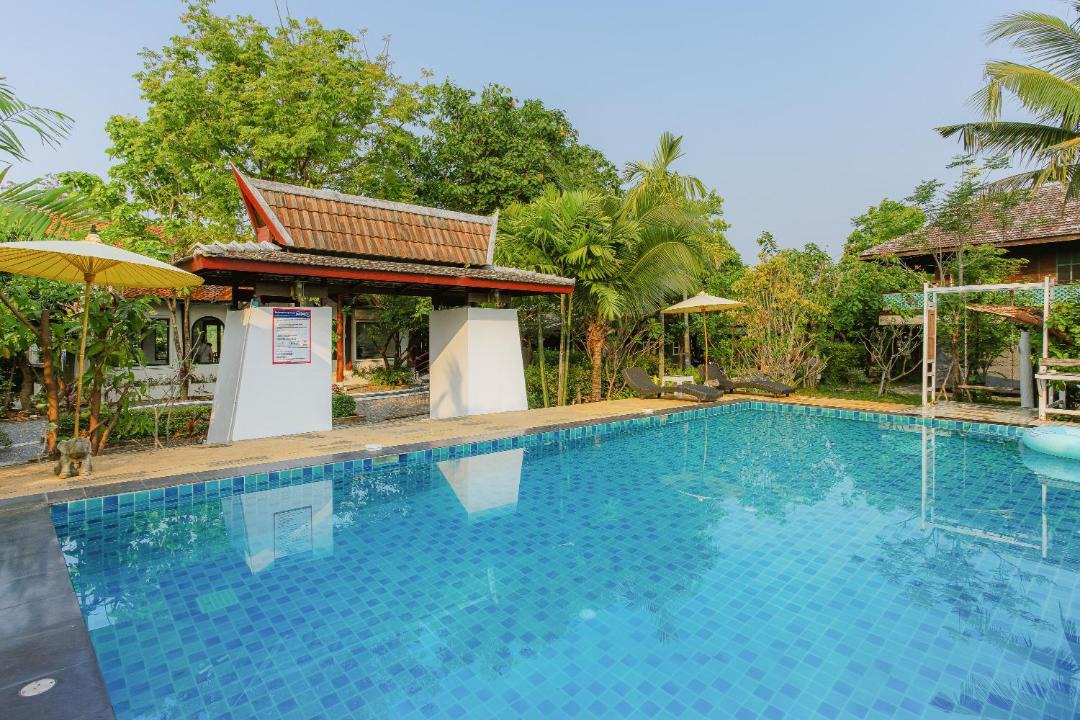 Photo of Others in San Phak Wan