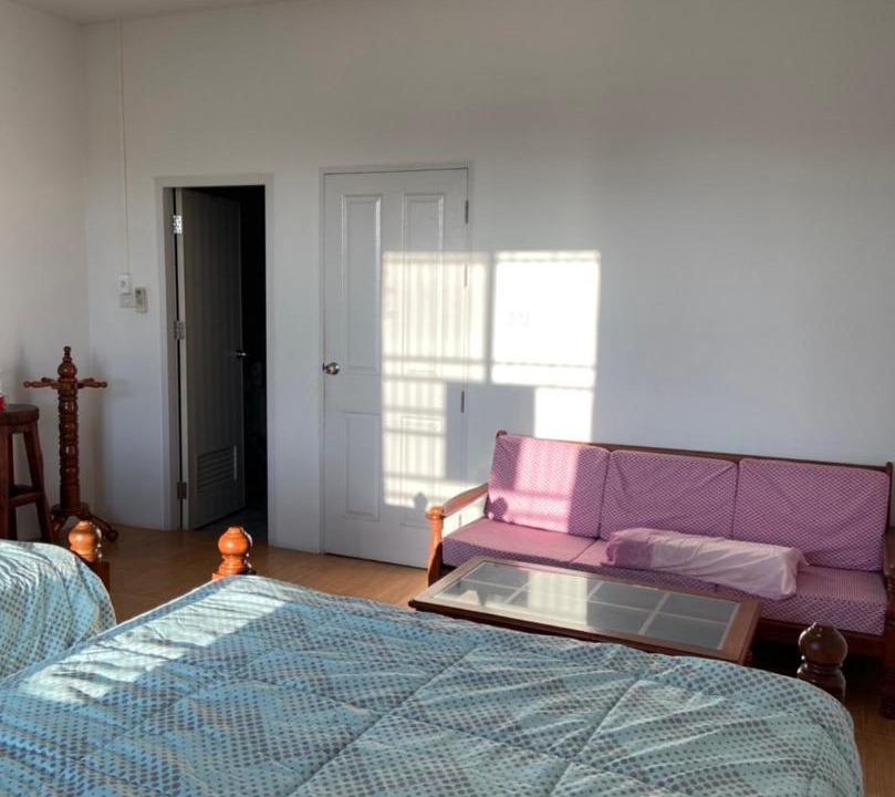 Photo of Bedroom in Hua Toei
