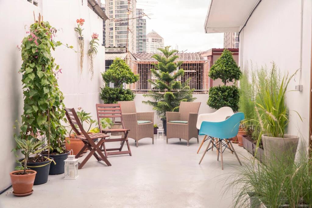 Photo of Patio Balcony in Phra Khanong Nuea