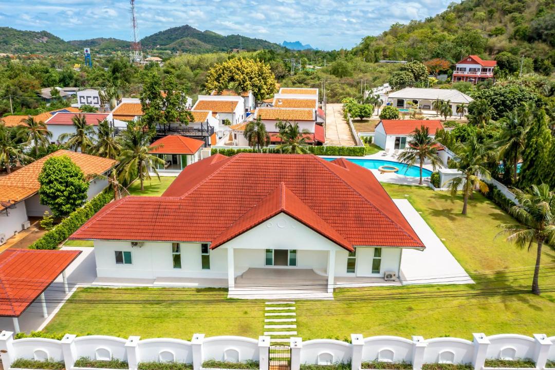Photo of Buildings in Khao Tao