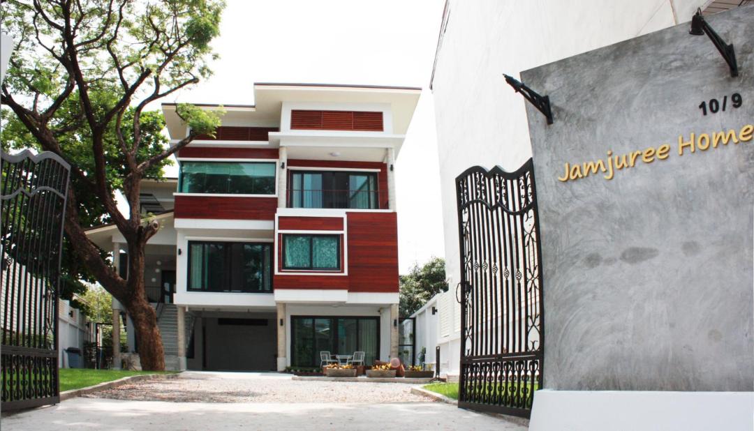 Photo of Buildings in Udon Thani