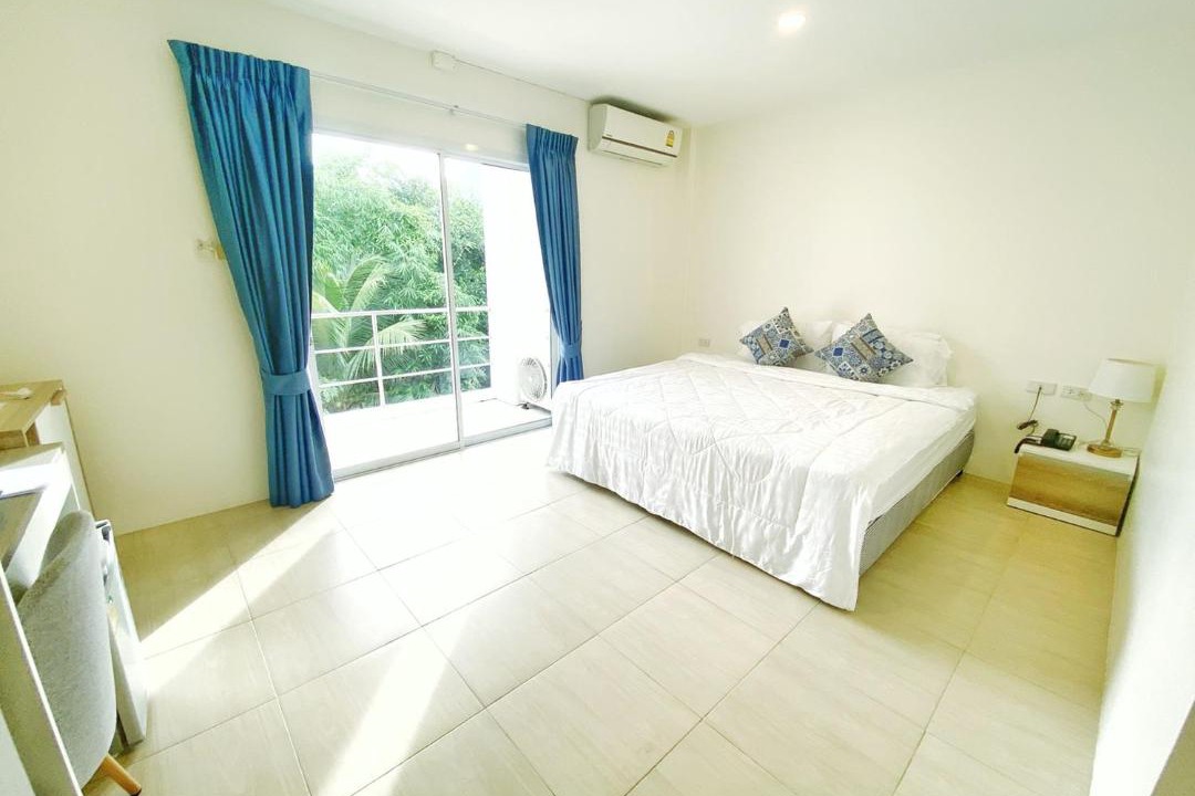 Photo of Bedroom in Koh Kaew