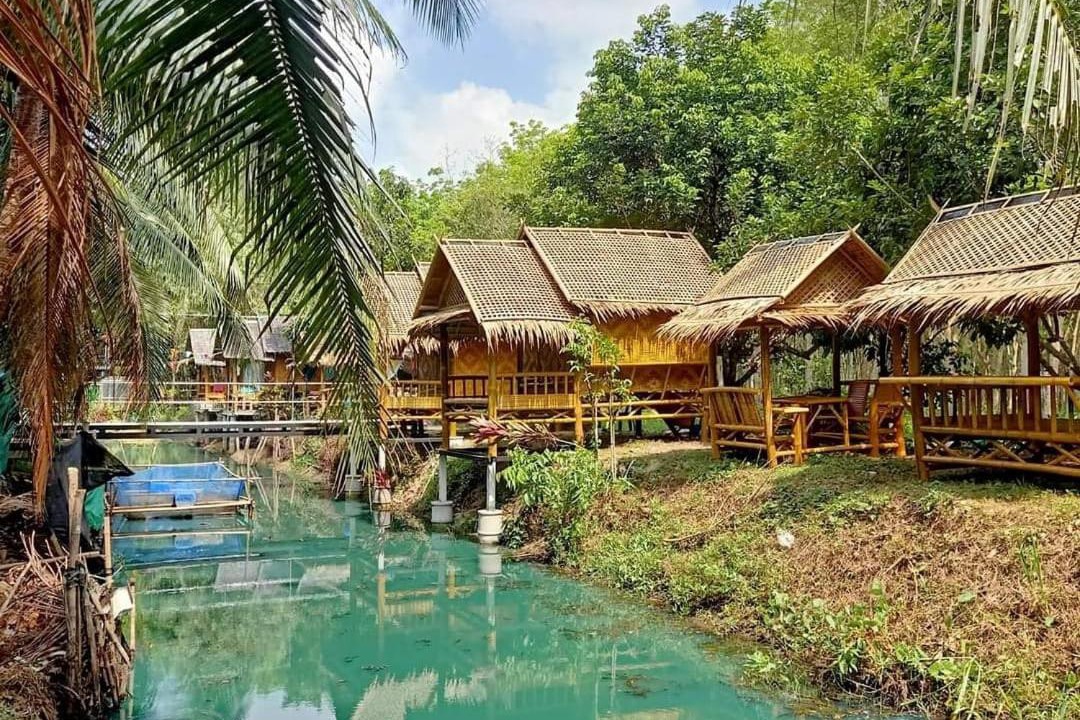 Photo of Others in Phrom Khiri