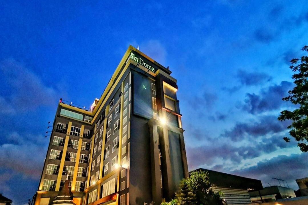 Photo of Buildings in Chorakhe Bua