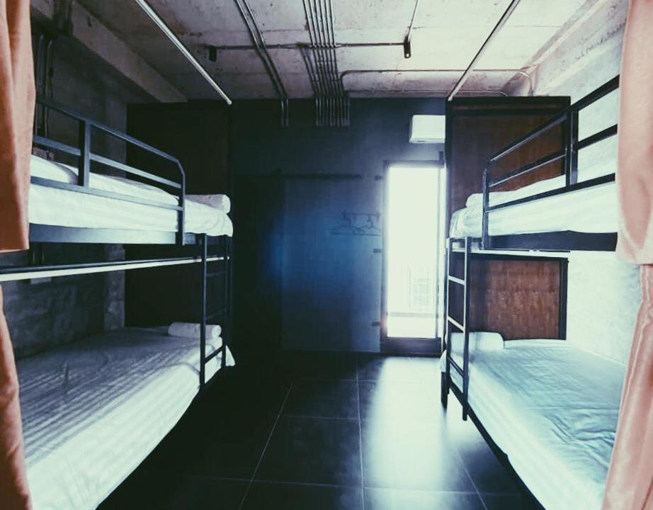 Photo of Bedroom in Samsen Nai