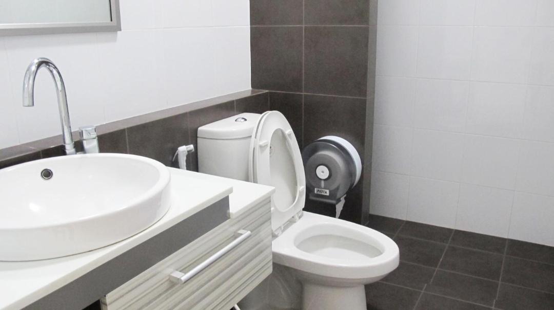 Photo of Bathroom in Don Muang