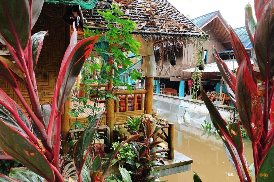 Photo of Others in Phrom Khiri