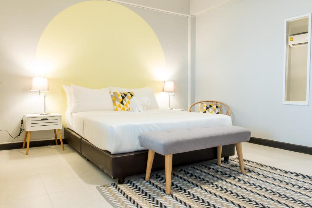 Photo of Bedroom in Samsen Nok
