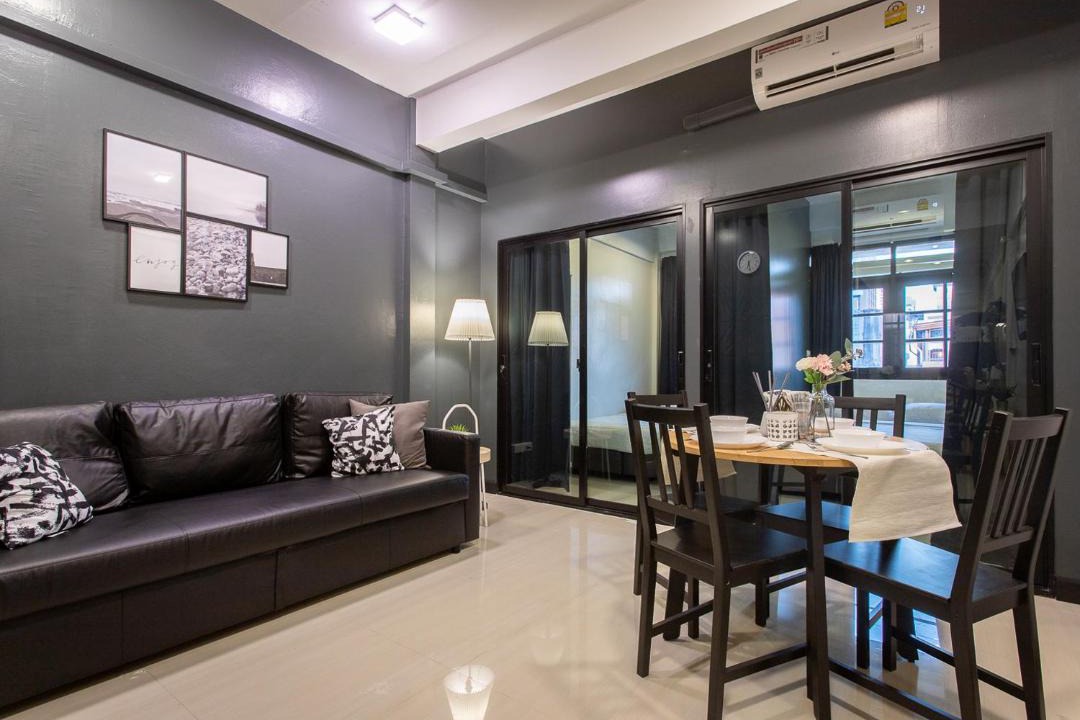 Photo of Livingroom in Khlong San