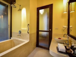 Photo of Bathroom in Koh Chang Tai