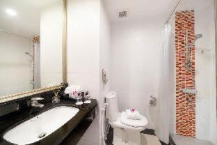 Photo of Bathroom in Nana