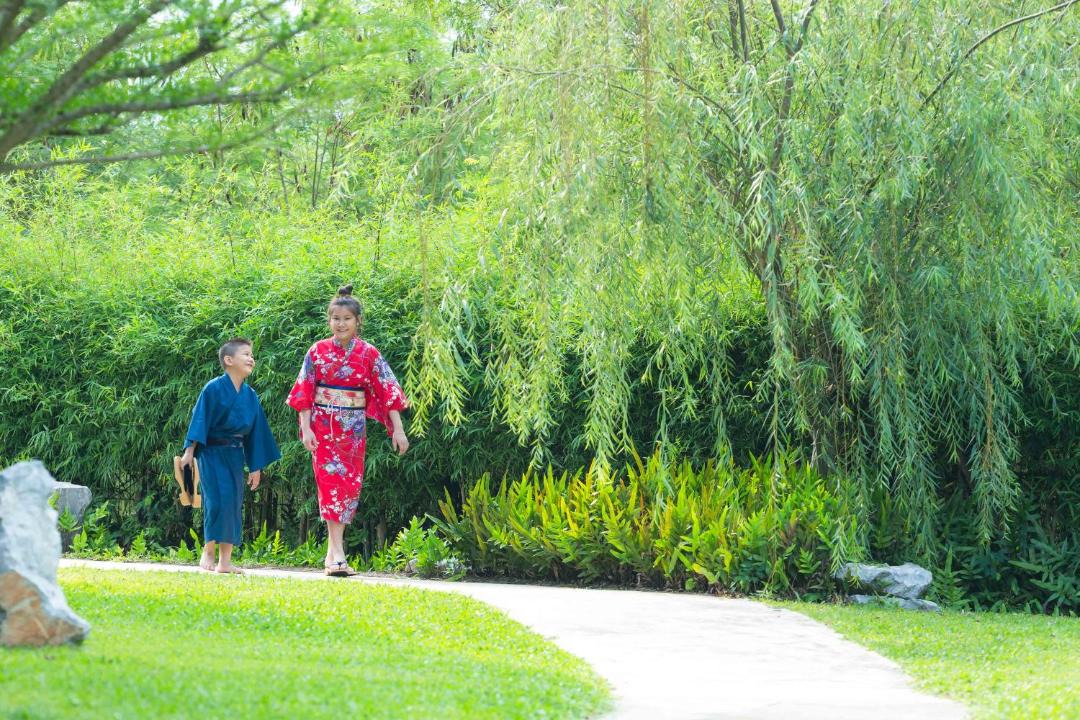 Photo of Others in Mu Si