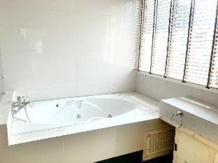 Photo of Bathroom in Asoke