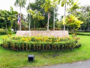Photo of Others in Bang Kobua