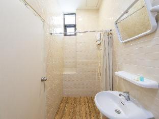 Photo of Bathroom in Wat Sam Phraya