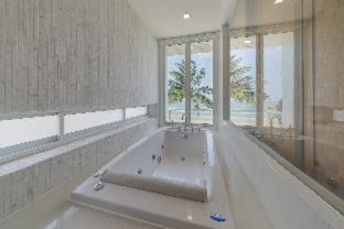 Photo of Bathroom in Pak Nam Pran