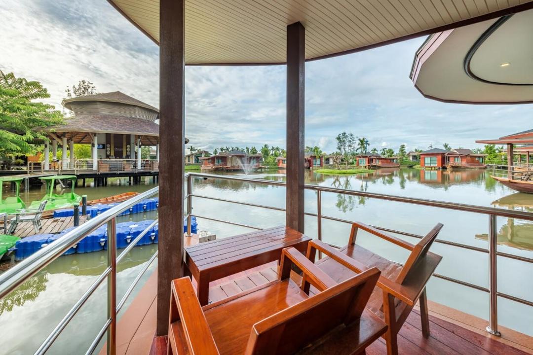 Photo of Patio Balcony in Sam Phran