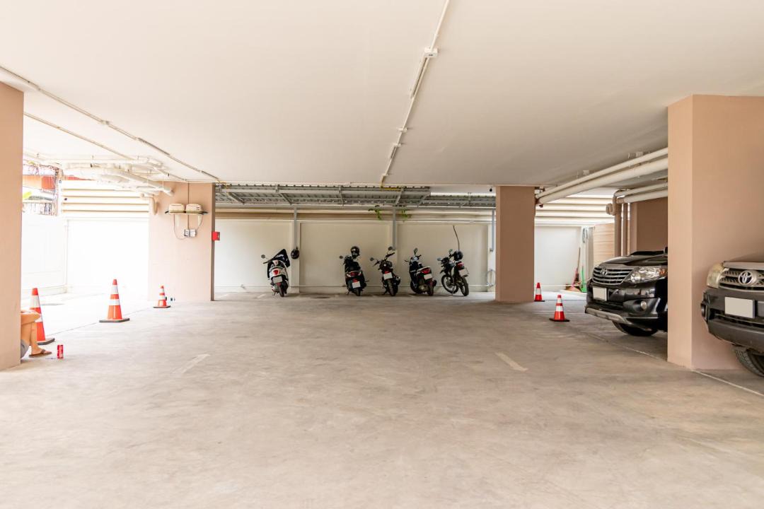 Photo of Others in Bang Phlat