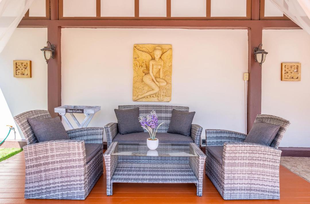 Photo of Livingroom in Nai Harn