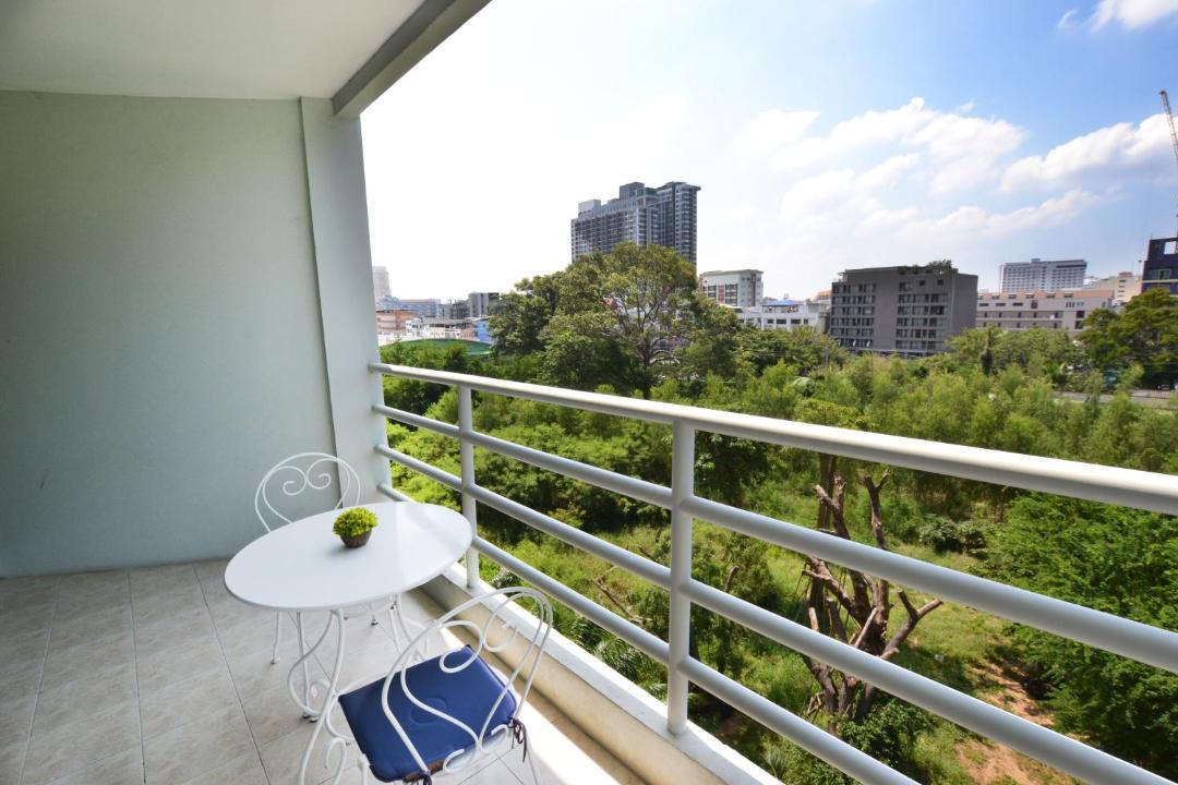 Photo of Patio Balcony in Pattaya Bay