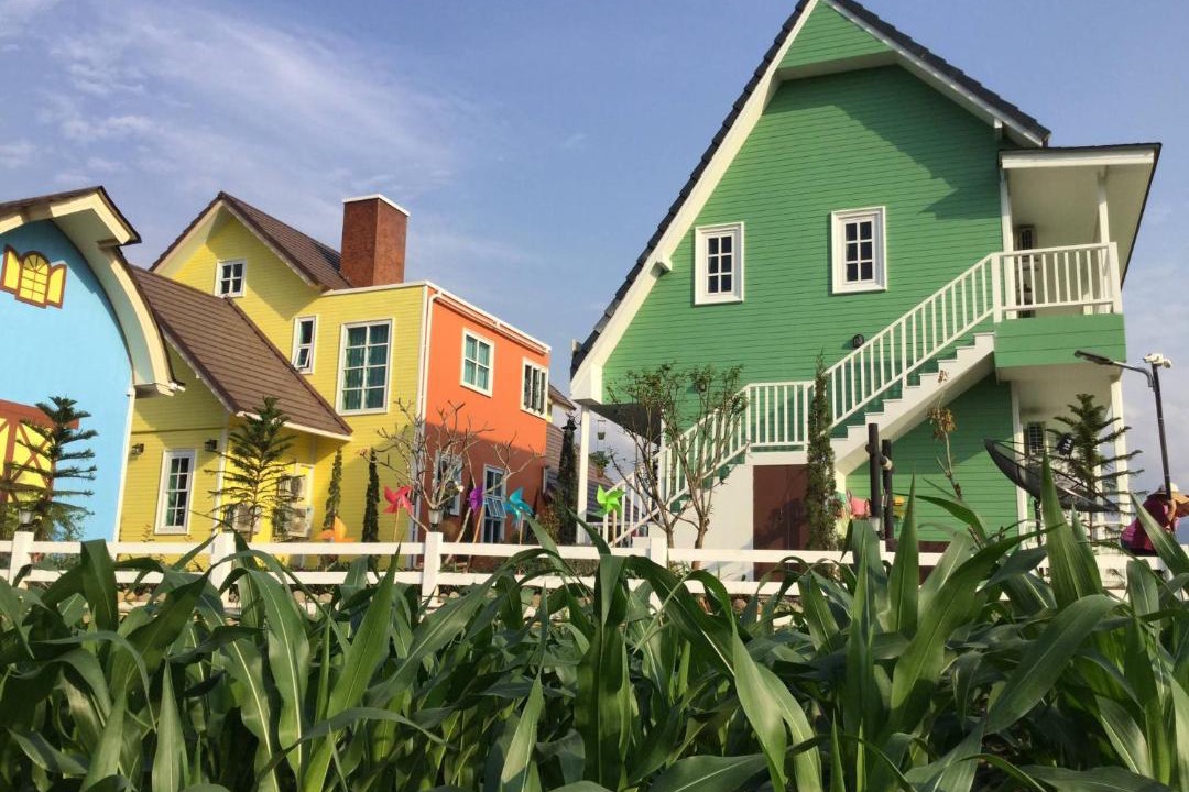 Photo of Buildings in Pua