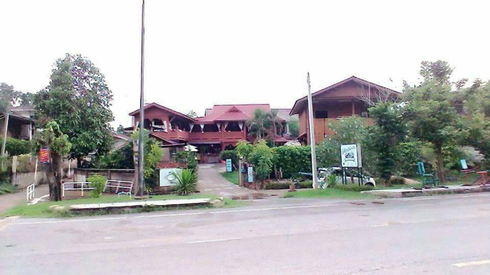 Photo of Others in Pa Maet