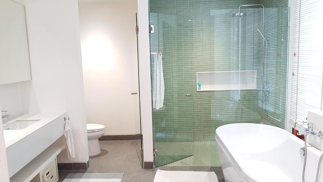 Photo of Bathroom in Pak Nam Pran