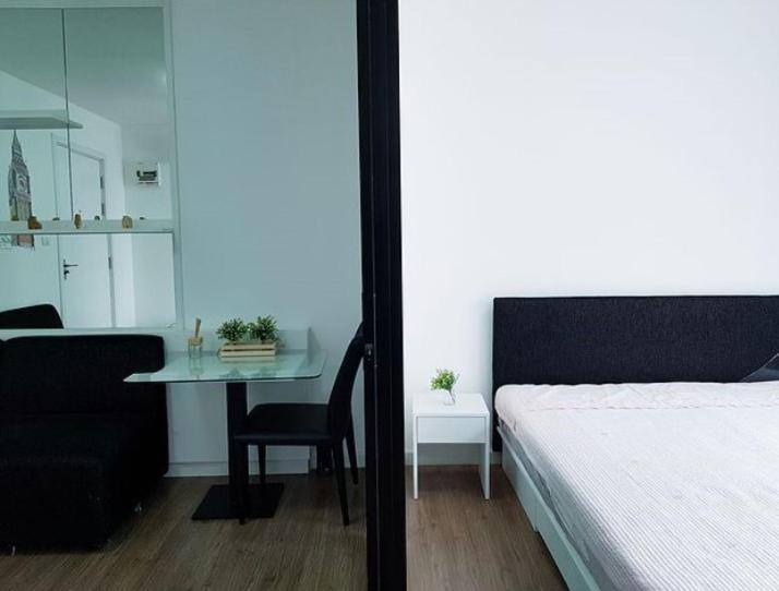 Photo of Bedroom in Salaya