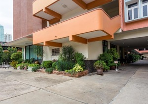 The Capital Mansion
