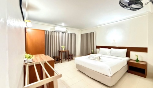 Standard Double Room with Air Conditioning building A