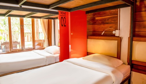 1 Bed In Standard 8 Bed Female Dorm