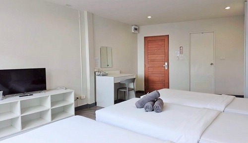 Deluxe Triple Room