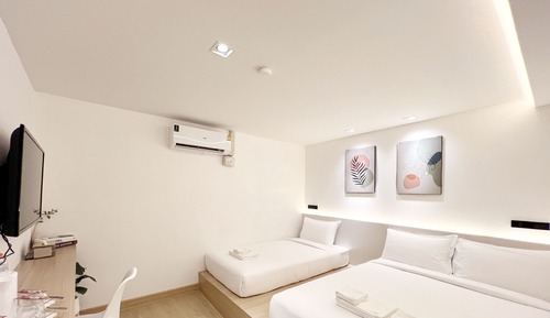 Deluxe Triple Room