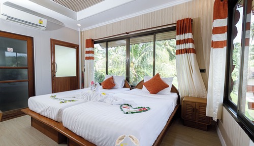 Superior Twin Room