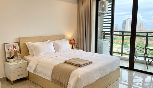 Premium Apartment, 1 Queen Bed with Sofa bed, Kitchen, Partial Sea View