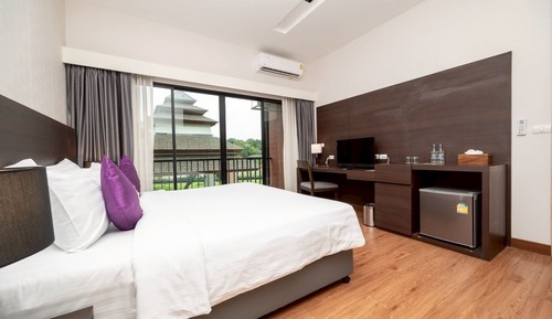 2 Bedroom Suite