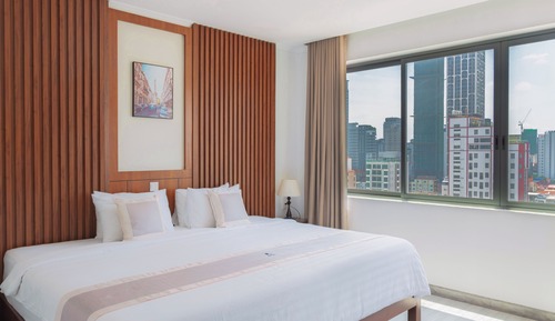 Double Room, 1 King Bed