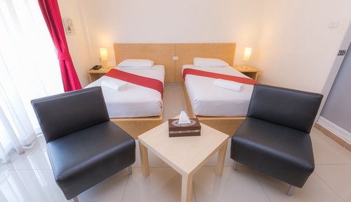 Deluxe Pool View Twin Room