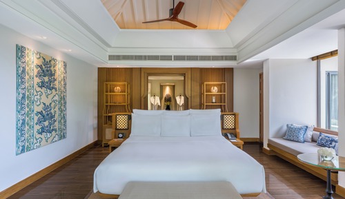 Beachfront Layan Pool Villa