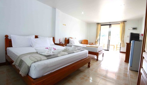 Triple Room